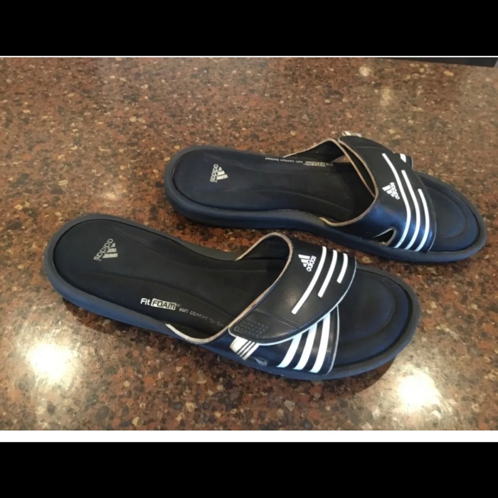 Adidas fit foam slides size 9